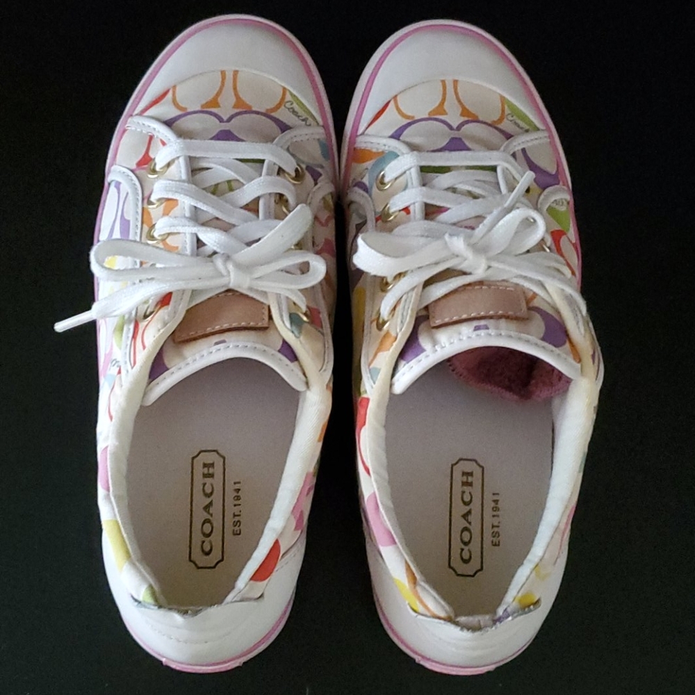 Women's coach low cut tennis shoes